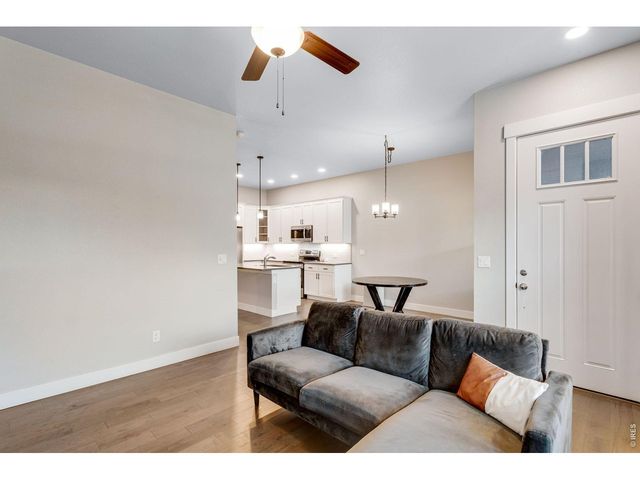 4148 Greenhorn Dr, Loveland, CO 80538