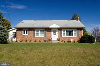 1815 WINDSOR RD, Red Lion, PA 17356