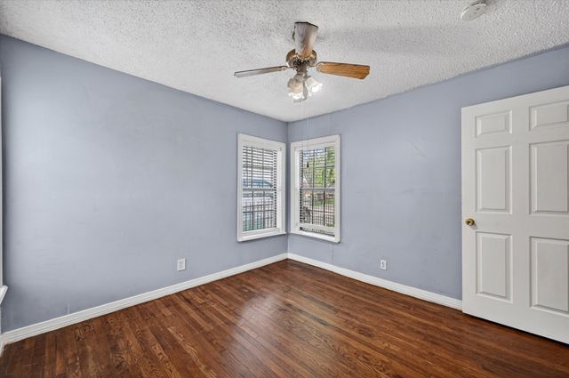 2045 Shea Road, Dallas, TX 75235