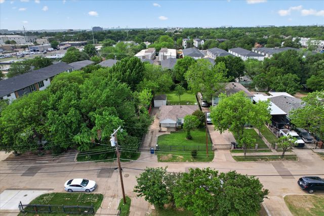 2045 Shea Road, Dallas, TX 75235
