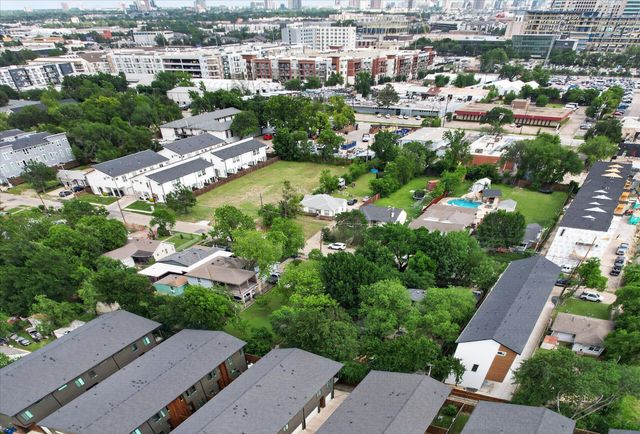 2045 Shea Road, Dallas, TX 75235