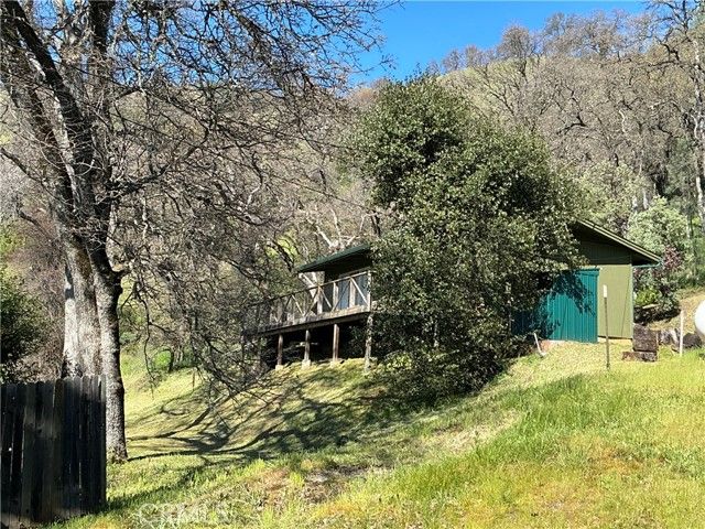 4160 Lakeview Drive, Nice, CA 95464