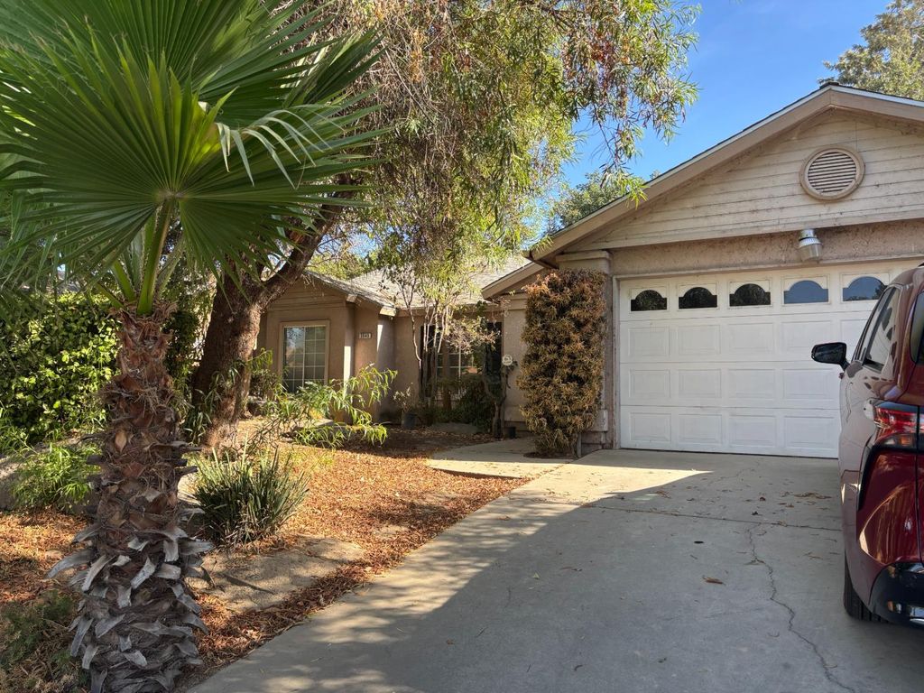 3545 W Yale, Fresno, CA 93722