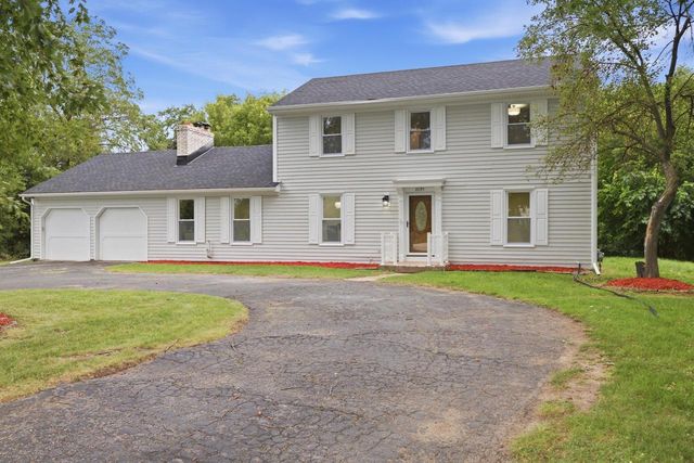 21195 Bramblewood TRAIL, Brookfield, WI 53045