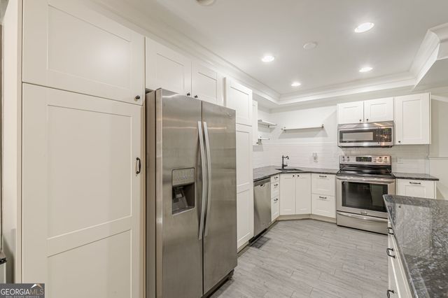 320 Alberta Terrace NE APT 3, Atlanta, GA 30305