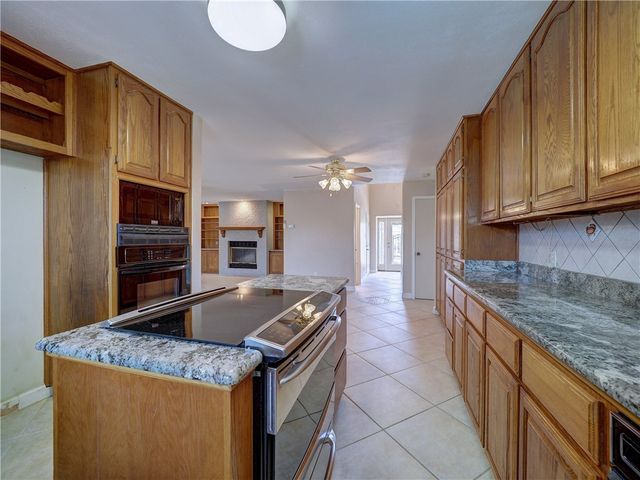 15317 Caravel Dr, Corpus Christi, TX 78418