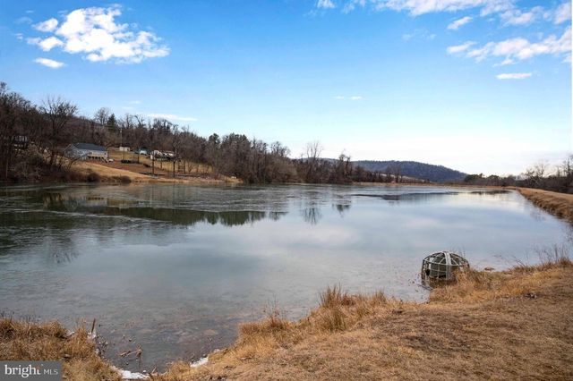 600 HIGHRIDGE RD, Front Royal, VA 22630