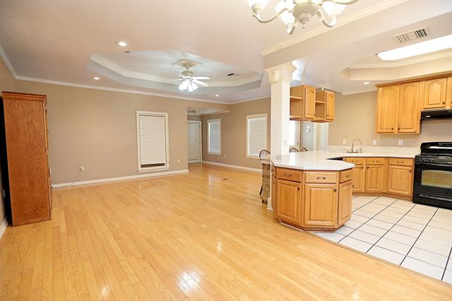 1403 East Camellia Drive, Thibodaux, LA 70301