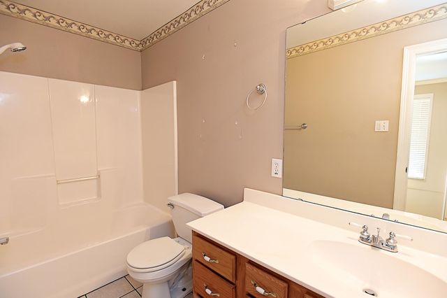 1403 East Camellia Drive, Thibodaux, LA 70301