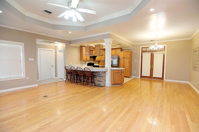 1403 East Camellia Drive, Thibodaux, LA 70301