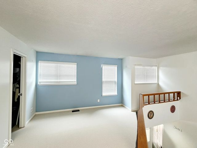7811 Harbour Isle 42, Indianapolis, IN 46240