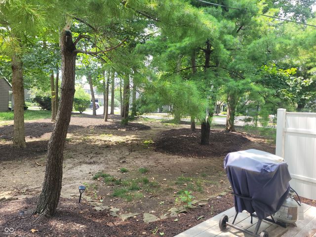 7811 Harbour Isle 42, Indianapolis, IN 46240