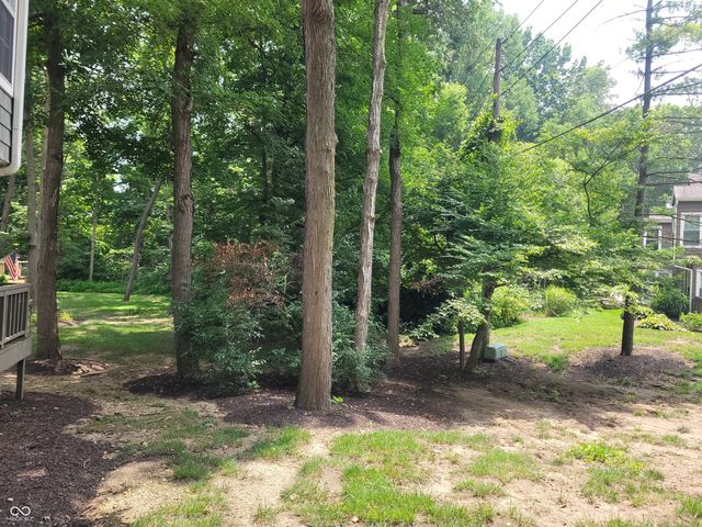 7811 Harbour Isle 42, Indianapolis, IN 46240