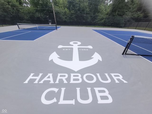 7811 Harbour Isle 42, Indianapolis, IN 46240