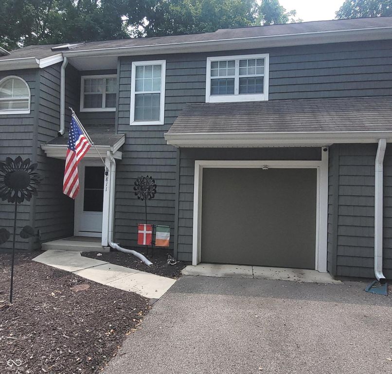 7811 Harbour Isle 42, Indianapolis, IN 46240