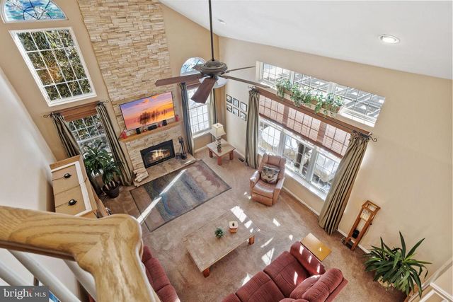 5 EXETER PL, Cinnaminson, NJ 08077