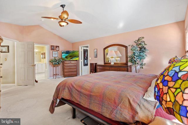 5 EXETER PL, Cinnaminson, NJ 08077