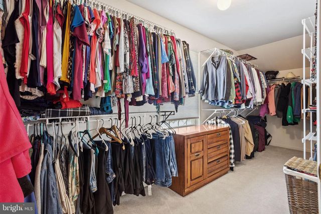 5 EXETER PL, Cinnaminson, NJ 08077