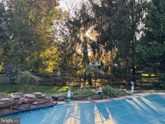 5 EXETER PL, Cinnaminson, NJ 08077