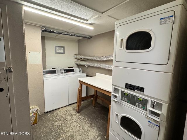 111 Stone St, Crossville, TN 38572