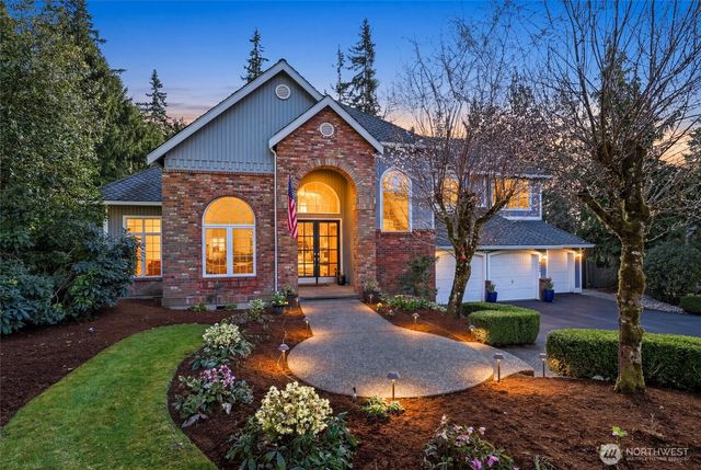 9604 215th Avenue NE, Redmond, WA 98053