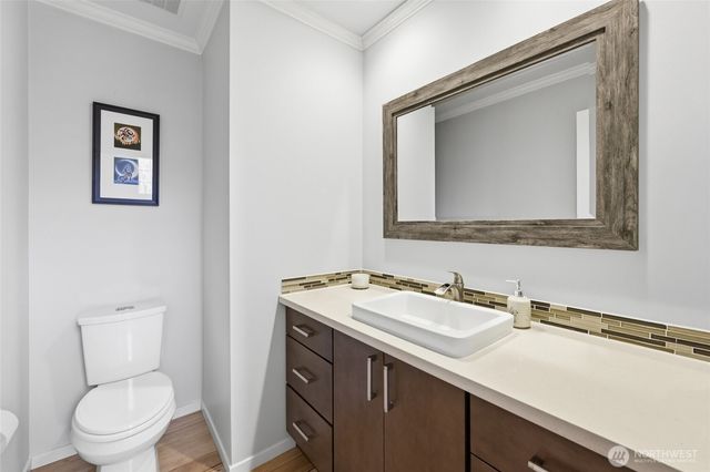 9604 215th Avenue NE, Redmond, WA 98053