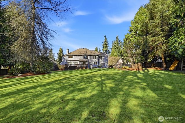 9604 215th Avenue NE, Redmond, WA 98053