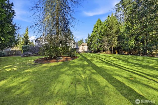 9604 215th Avenue NE, Redmond, WA 98053