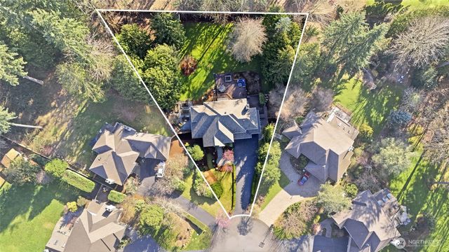 9604 215th Avenue NE, Redmond, WA 98053