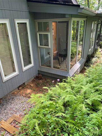 250 Butternut Lane, Brevard, NC 28712