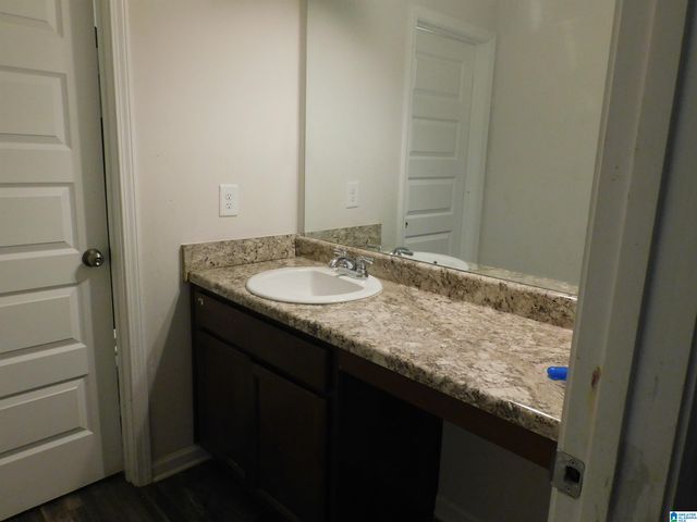 5702 CEDAR CREEK PARK DRIVE, Bessemer, AL 35022