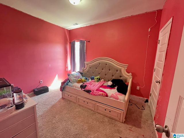 5702 CEDAR CREEK PARK DRIVE, Bessemer, AL 35022