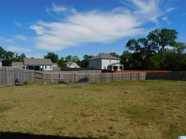 5702 CEDAR CREEK PARK DRIVE, Bessemer, AL 35022