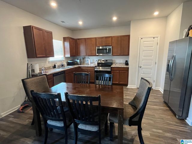 5702 CEDAR CREEK PARK DRIVE, Bessemer, AL 35022