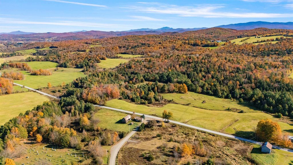 1856 South Road, Fairfield, VT 05455