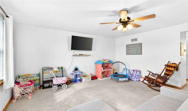 431 Linda Ln, Chartiers, PA 15342