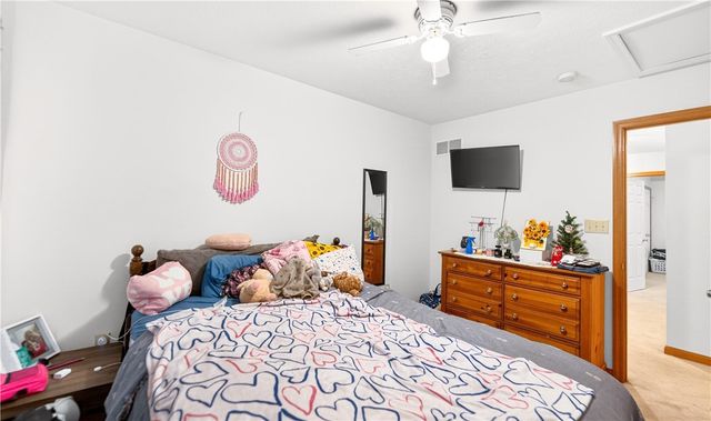 431 Linda Ln, Chartiers, PA 15342