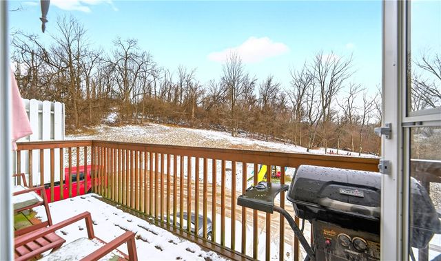 431 Linda Ln, Chartiers, PA 15342