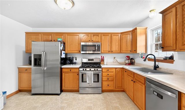 431 Linda Ln, Chartiers, PA 15342