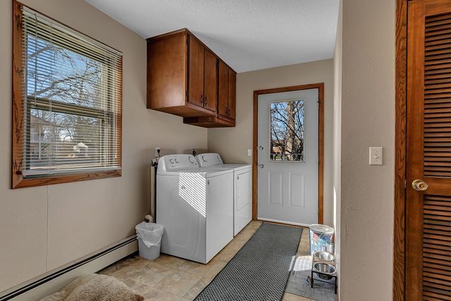 605 Chinook Avenue SW, Avon, MN 56310