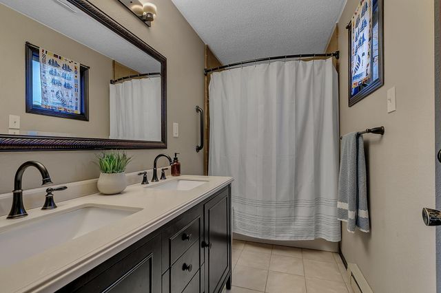 605 Chinook Avenue SW, Avon, MN 56310