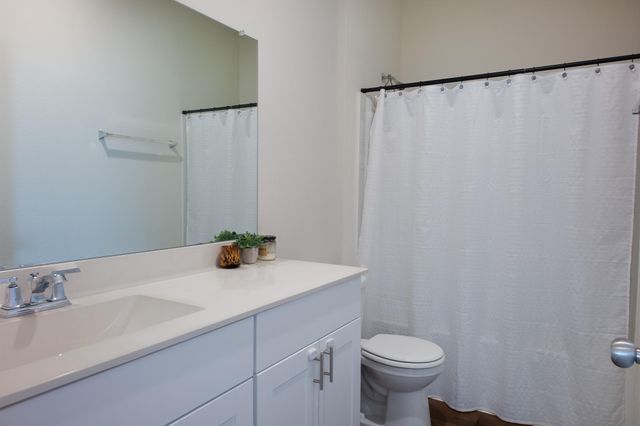 14539 Maple Field Dr, Houston, TX 77069