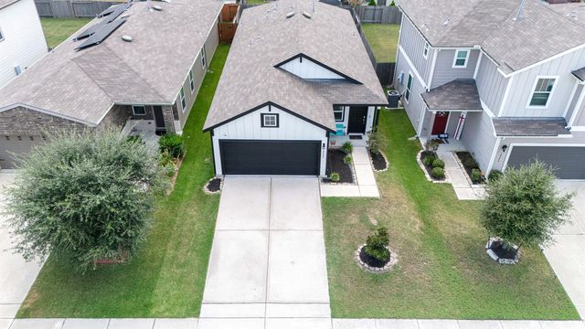 14539 Maple Field Dr, Houston, TX 77069