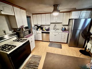 302 N HARRISVILLE RD, Harrisville, UT 84404