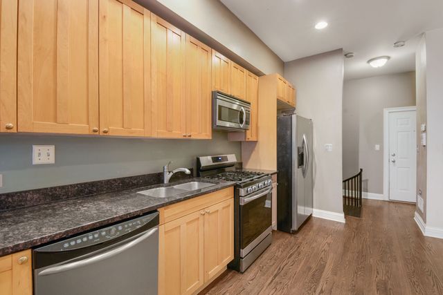 1508 W Cortez Street 2, Chicago, IL 60642