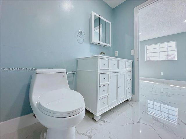 10014 Hammocks Boulevard 2014, Miami, FL 33196