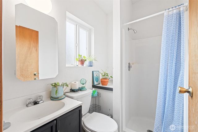 33 Winter Road, Port Angeles, WA 98362