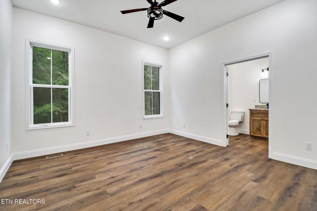 108 Shotgun Annie Rd, Jamestown, TN 38556