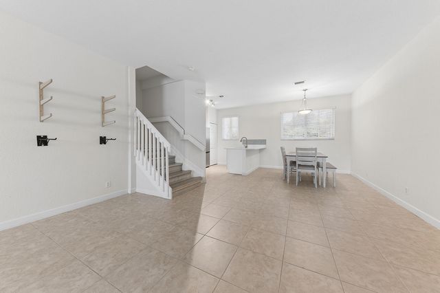 428 Bayfront Drive, Boynton Beach, FL 33435