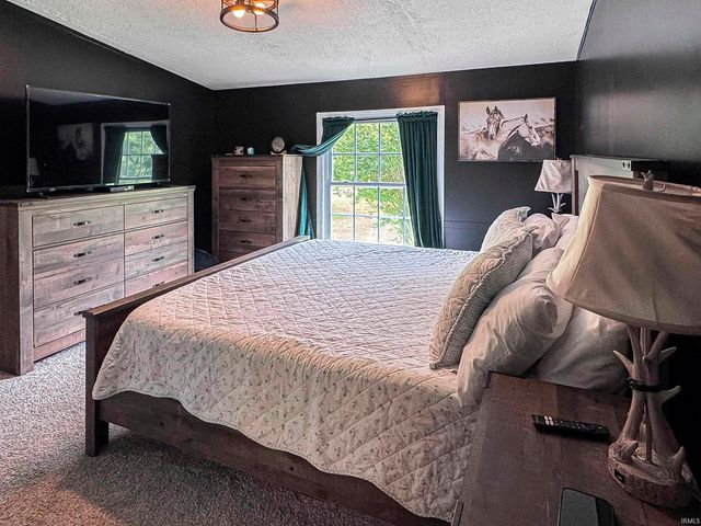 6520 E CR 1000 N, Evanston, IN 47531